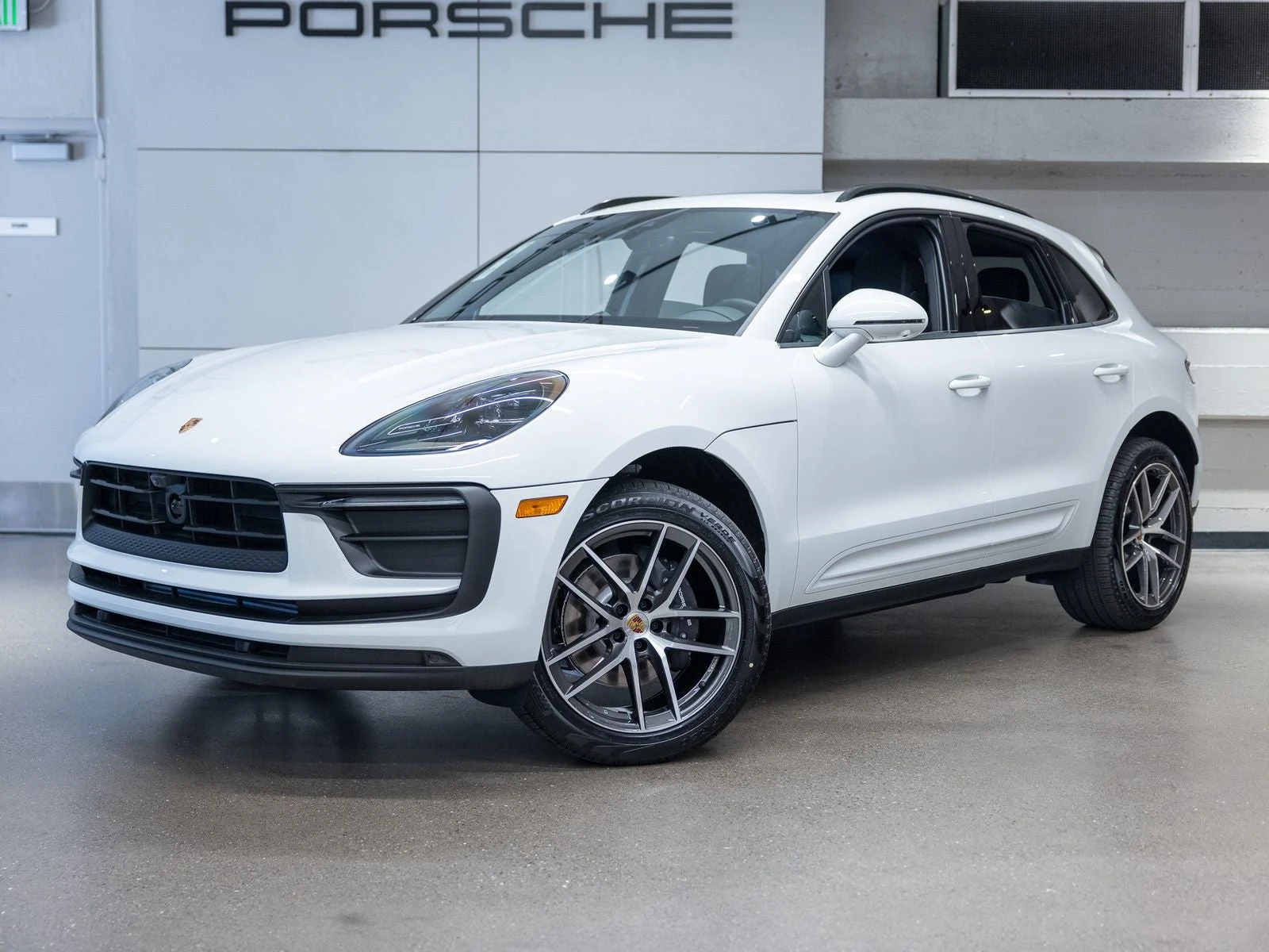 Porsche Macan (95B) · white · Indigo Auto Group
