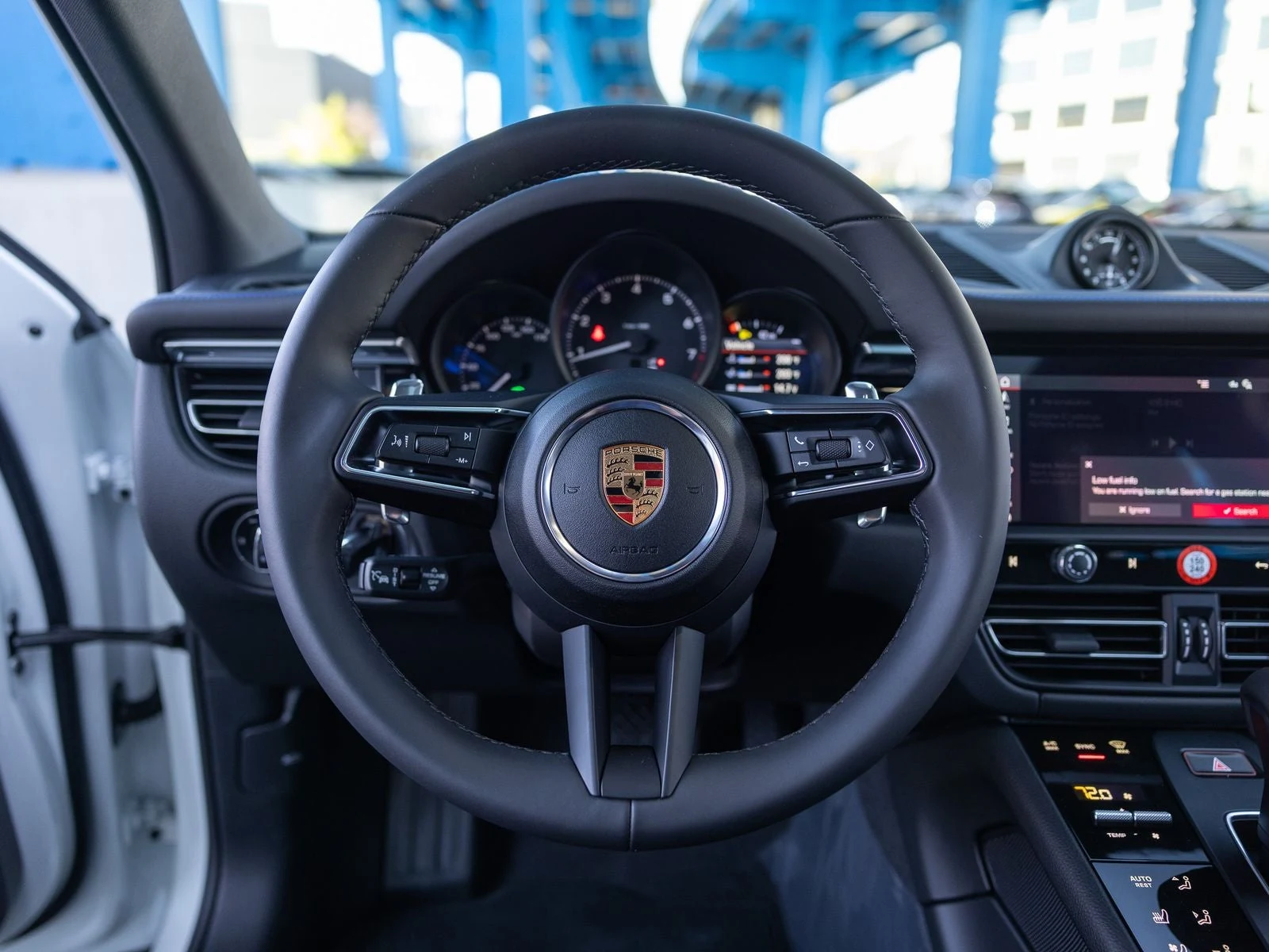 2026 Porsche Macan (95B), 6/20