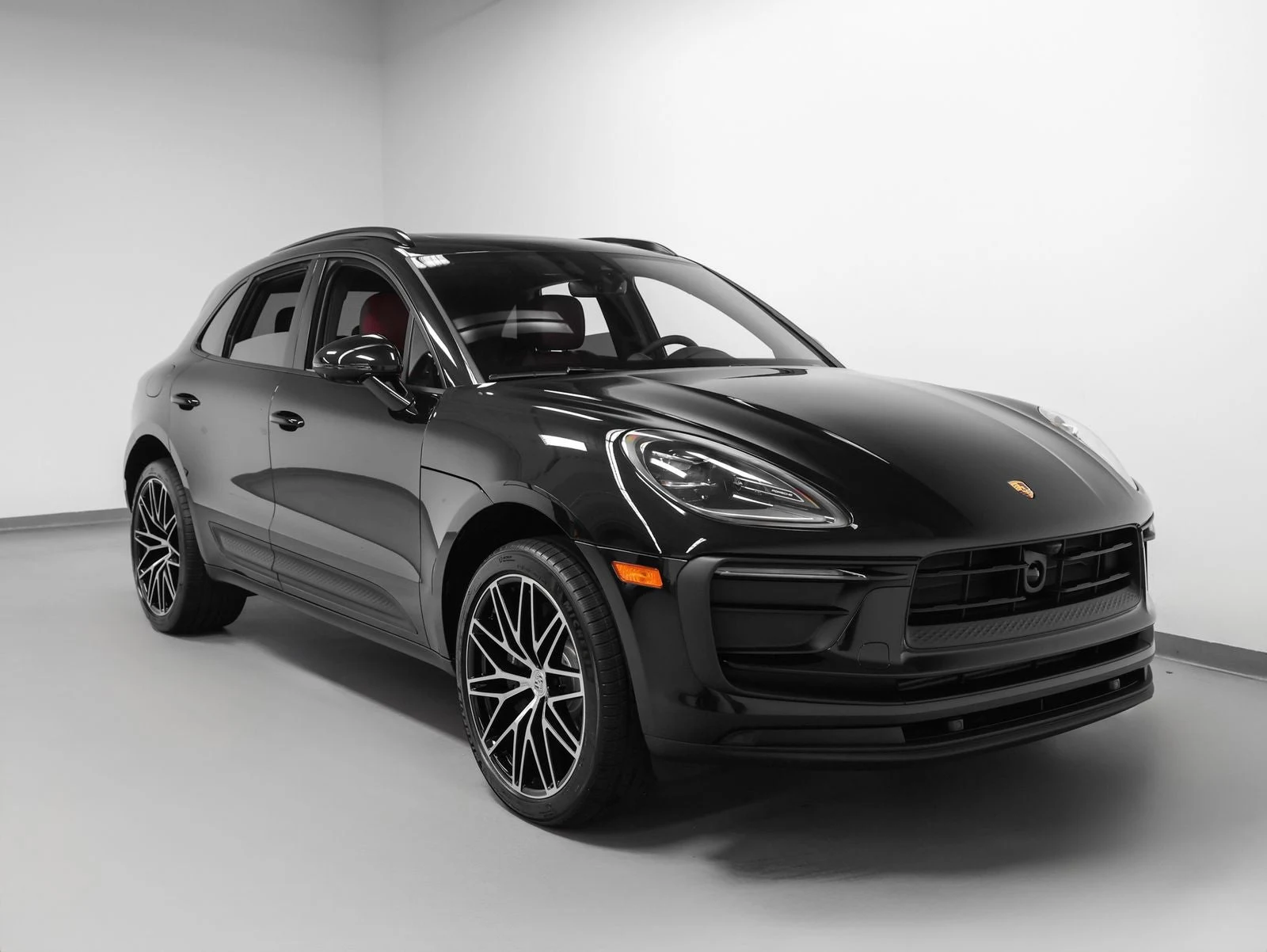 2026 Porsche Macan (95B), 9/20