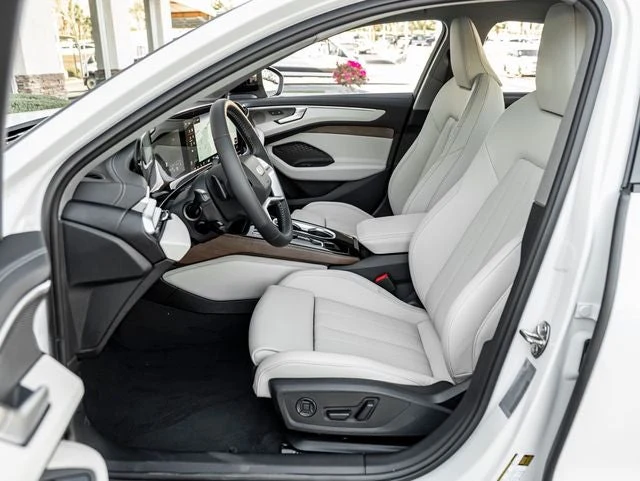 2026 Audi A6 Premium Plus quattro (C9), 16/20