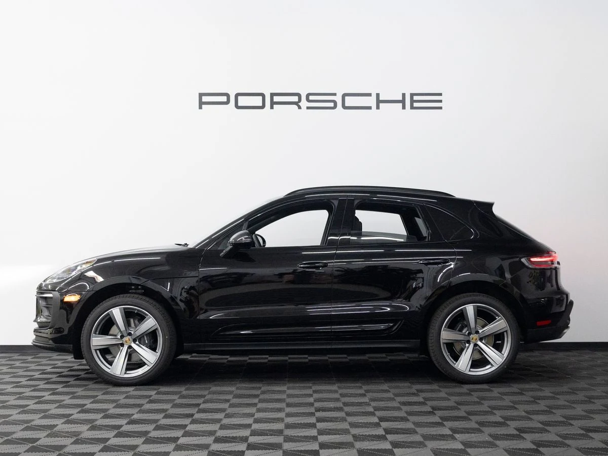 2026 Porsche Macan (95B), 2/20