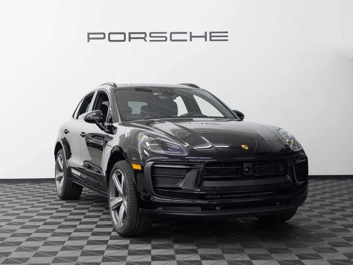 2026 Porsche Macan (95B), 9/20