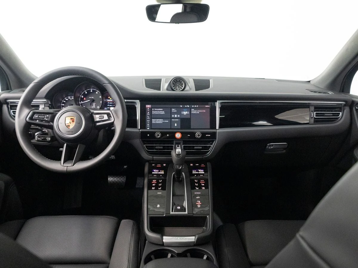 2026 Porsche Macan (95B), 15/20