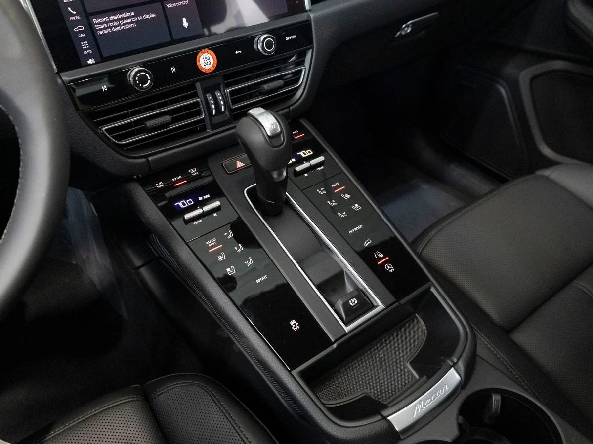 2026 Porsche Macan (95B), 17/20