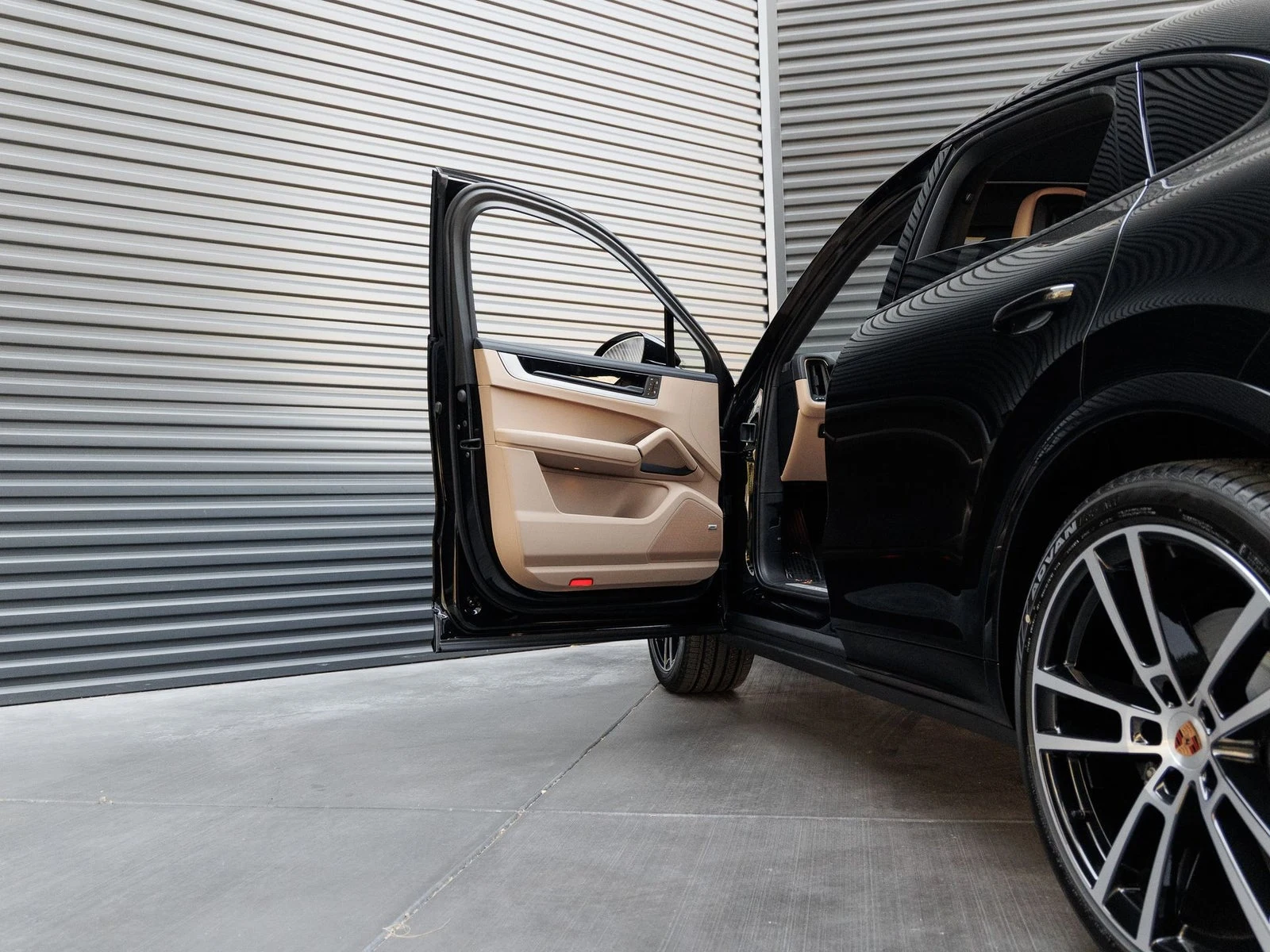 2026 Porsche Cayenne Coupé (3rd Generation), 13/20