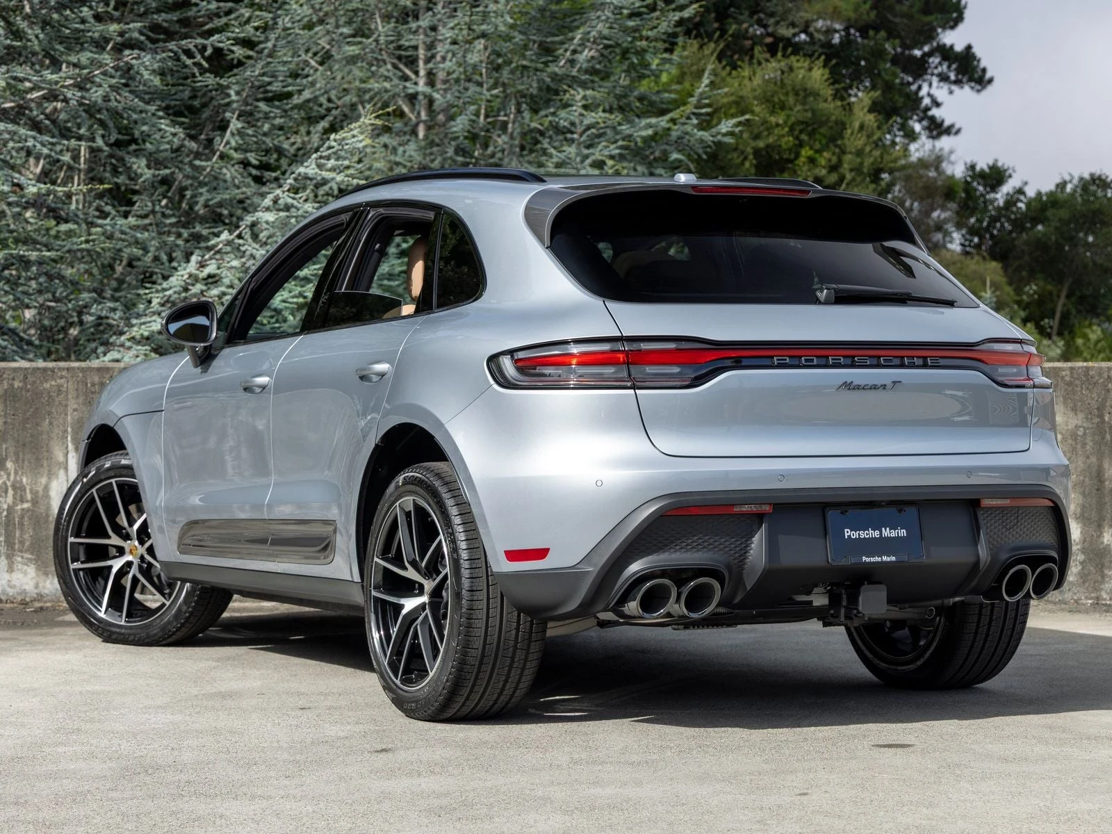 2026 Porsche Macan T (95B), 3/20