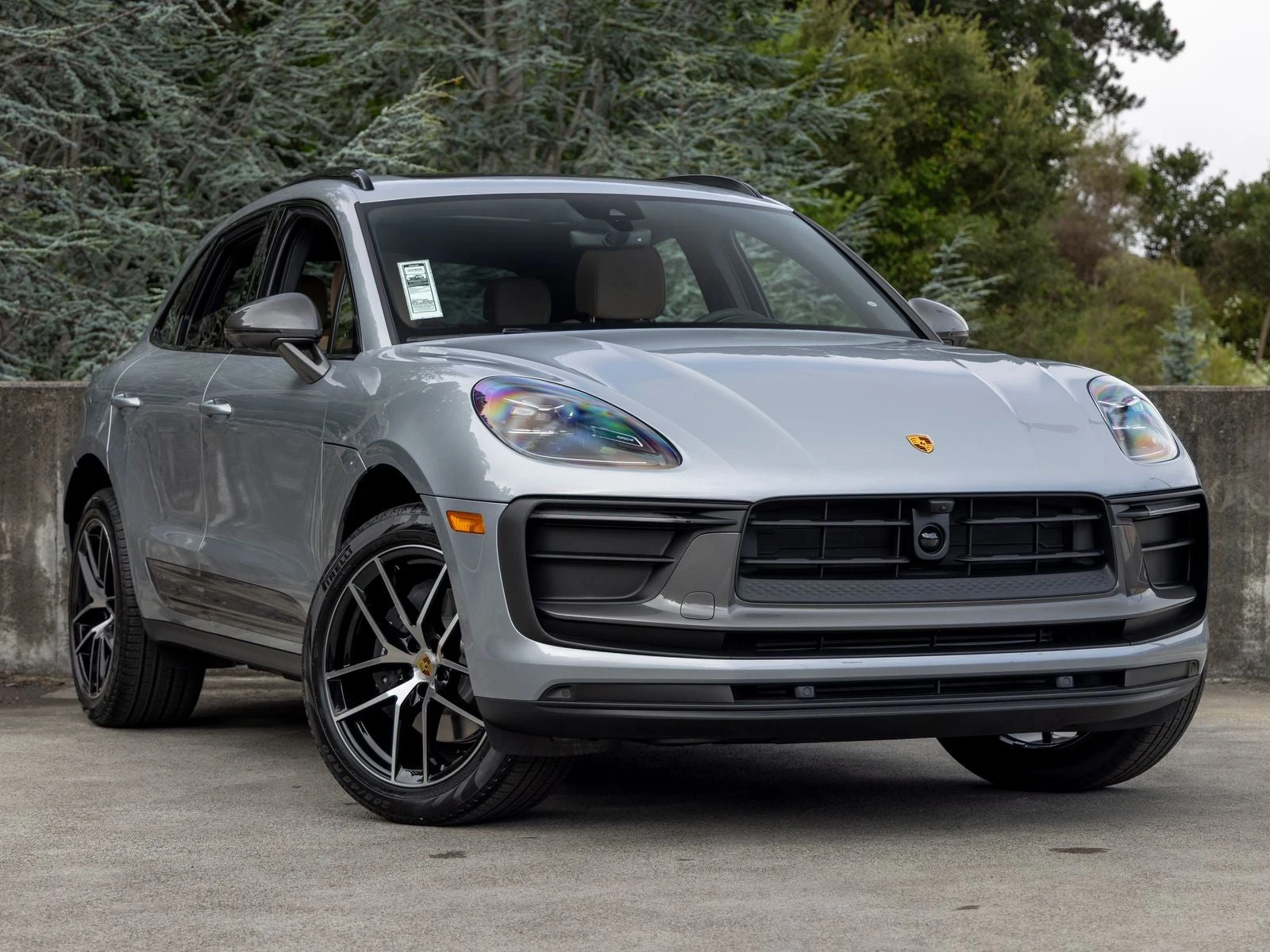 2026 Porsche Macan T (95B), 6/20