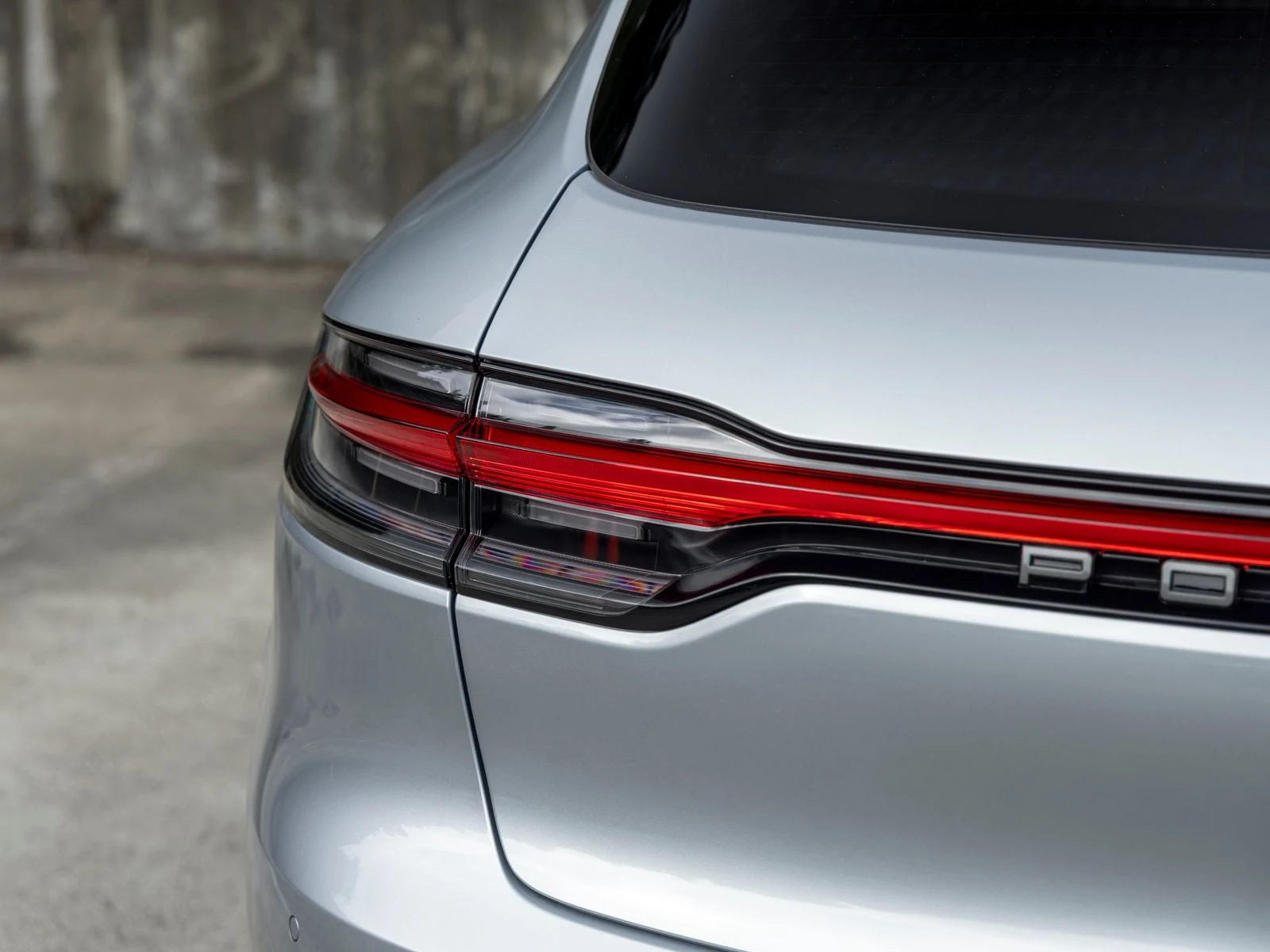 2026 Porsche Macan T (95B), 18/20