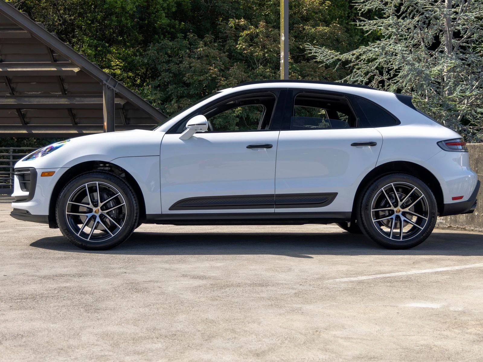2026 Porsche Macan (95B), 2/20