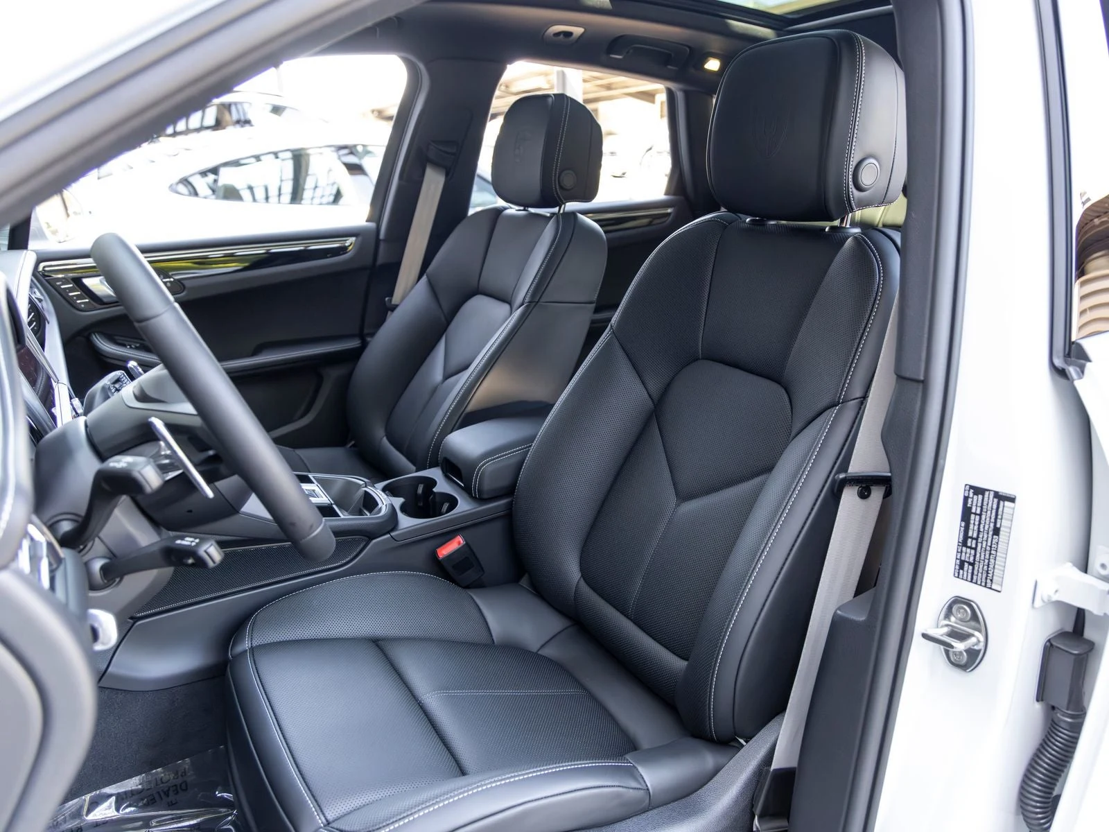 2026 Porsche Macan (95B), 5/20