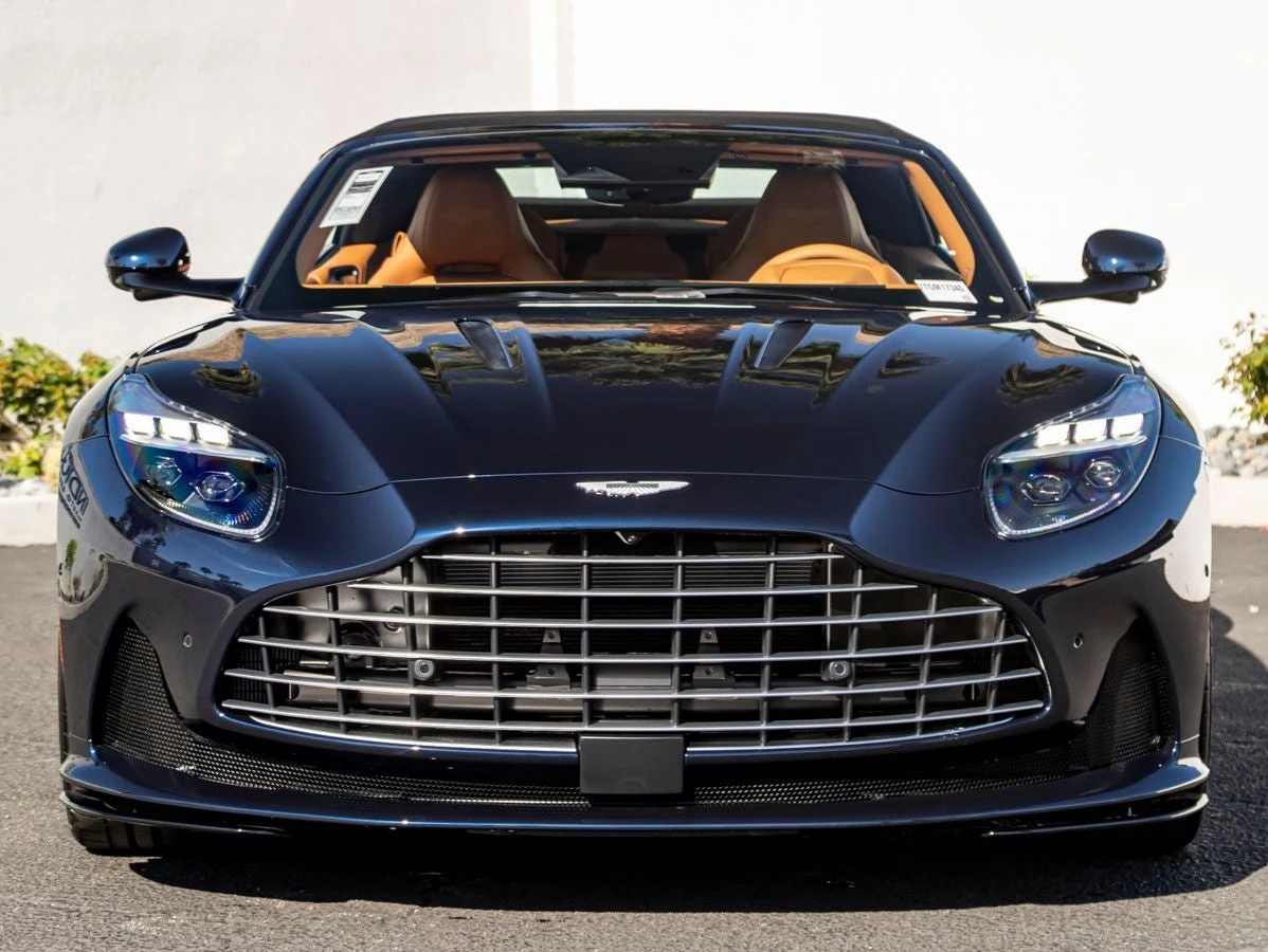 2026 Aston Martin DB12 Volante, 4/20
