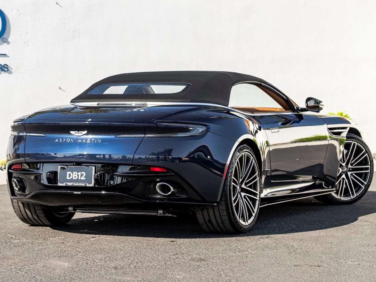 2026 Aston Martin DB12 Volante, 8/20