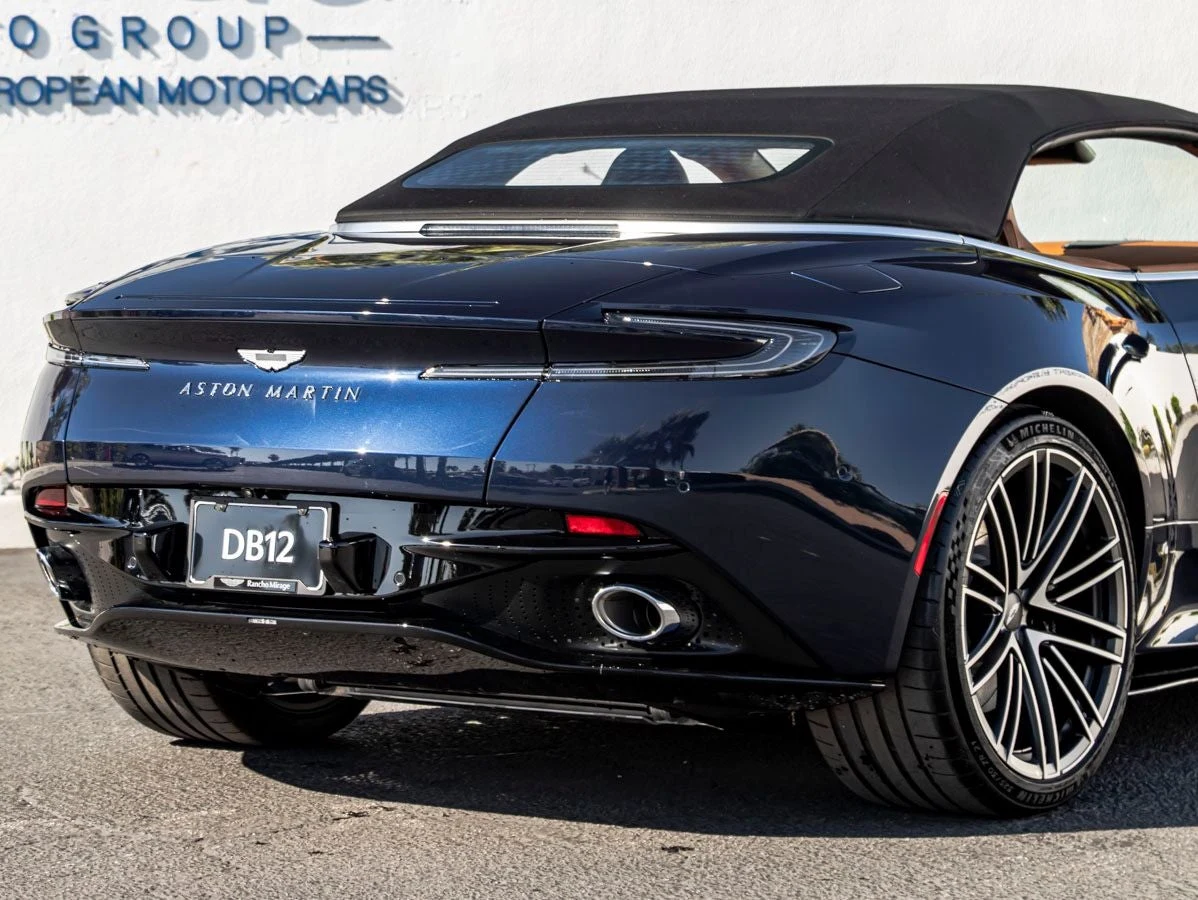 2026 Aston Martin DB12 Volante, 9/20