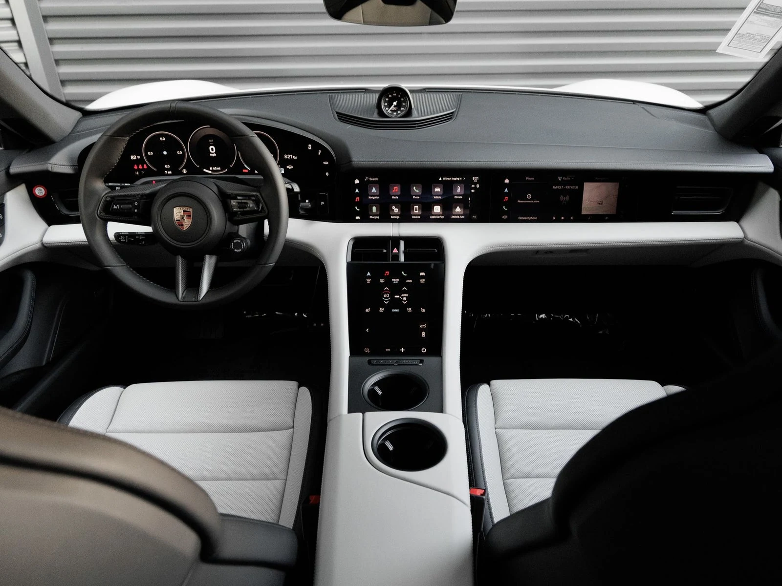 2026 Porsche Taycan Black Edition (2025 Update), 18/20