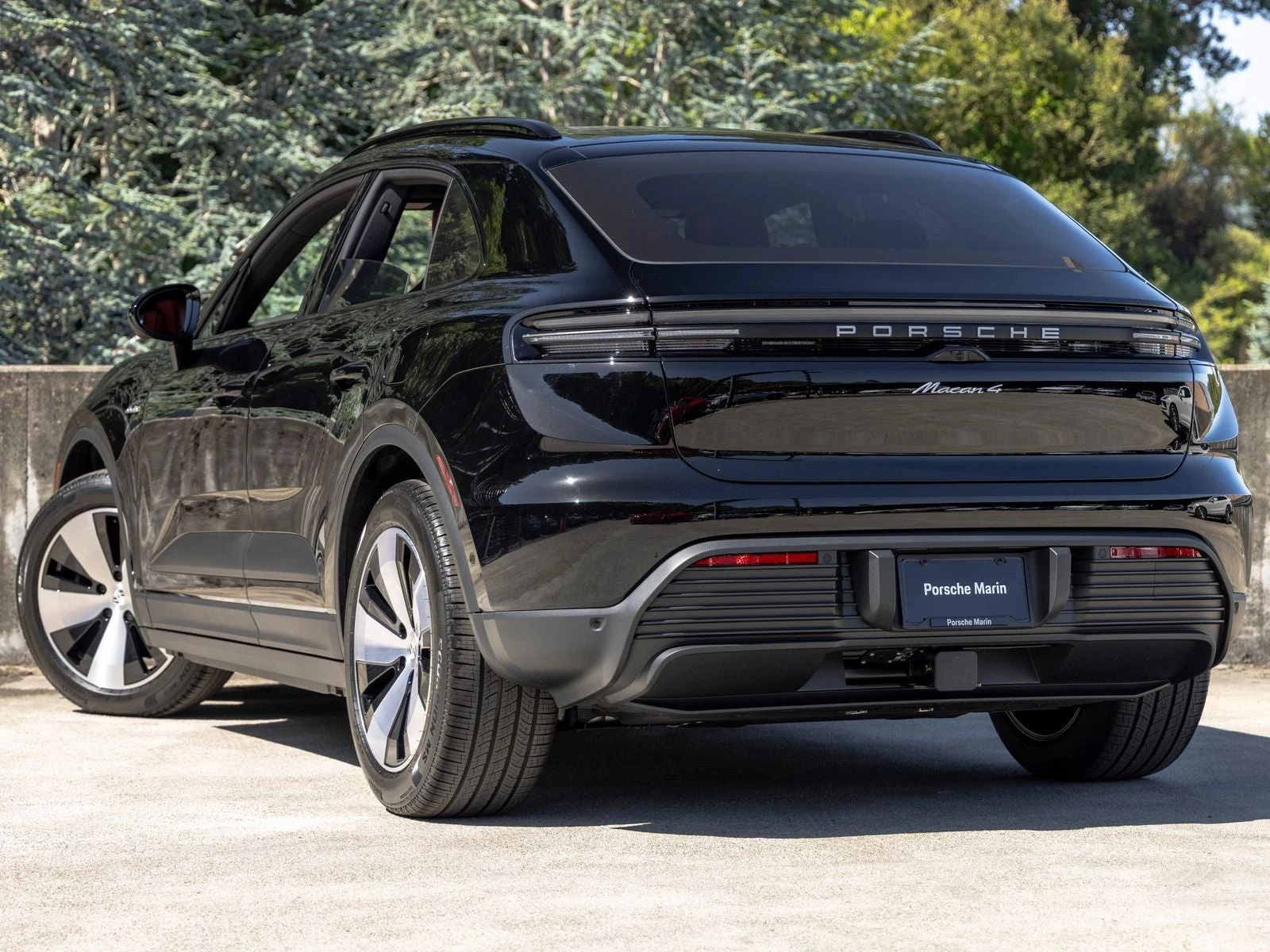 2026 Porsche Macan 4 Electric (XAB), 3/20