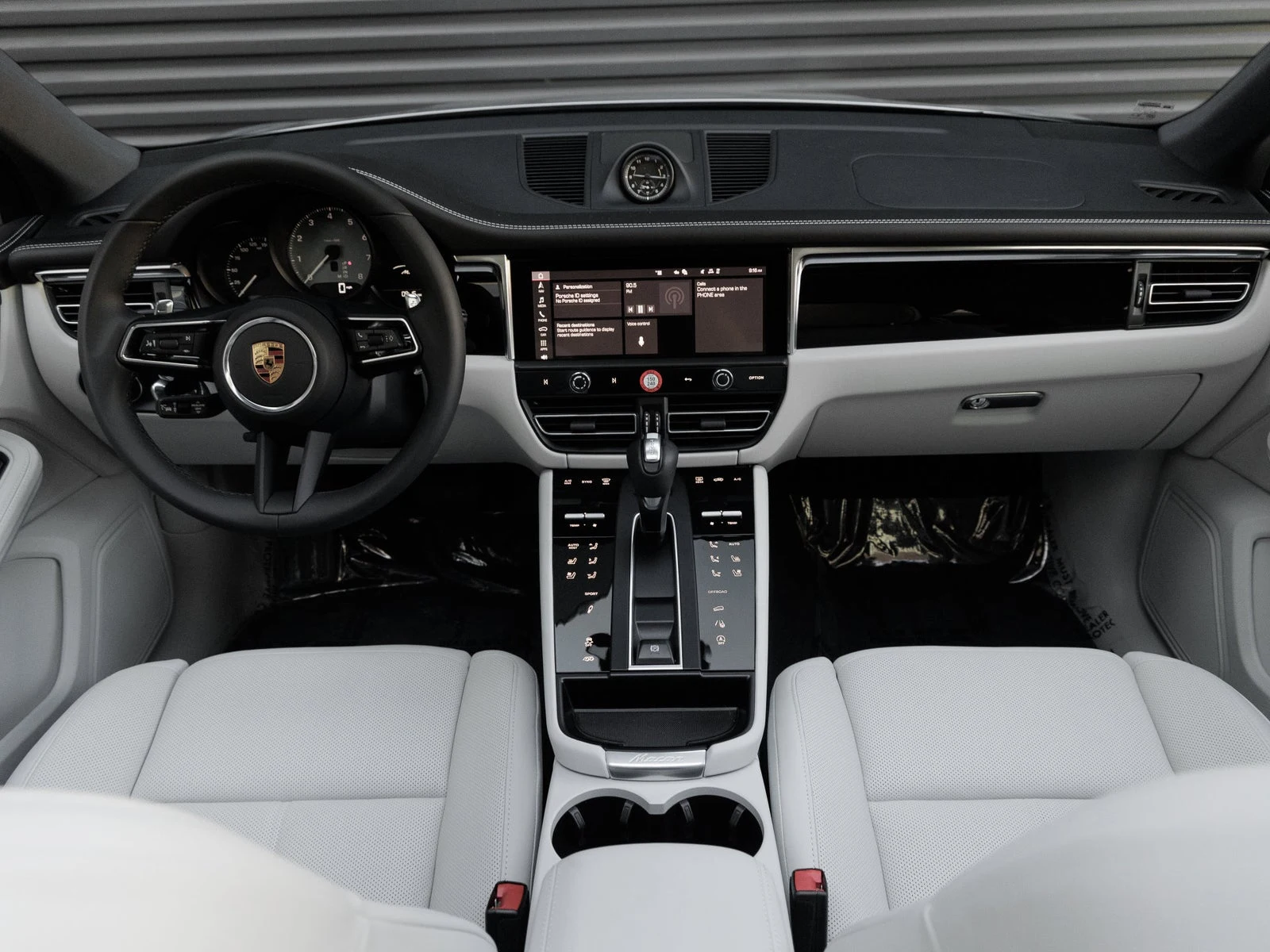 2026 Porsche Macan S (95B), 15/20