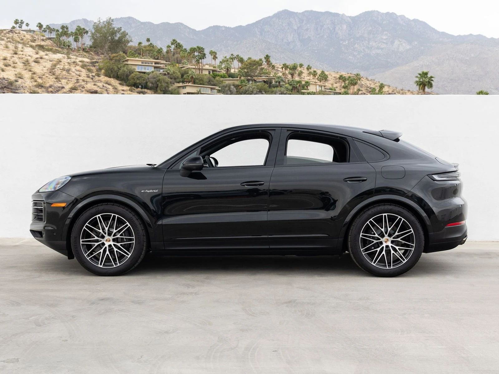 2026 Porsche Cayenne E-Hybrid Coupé (3rd Generation), 2/20