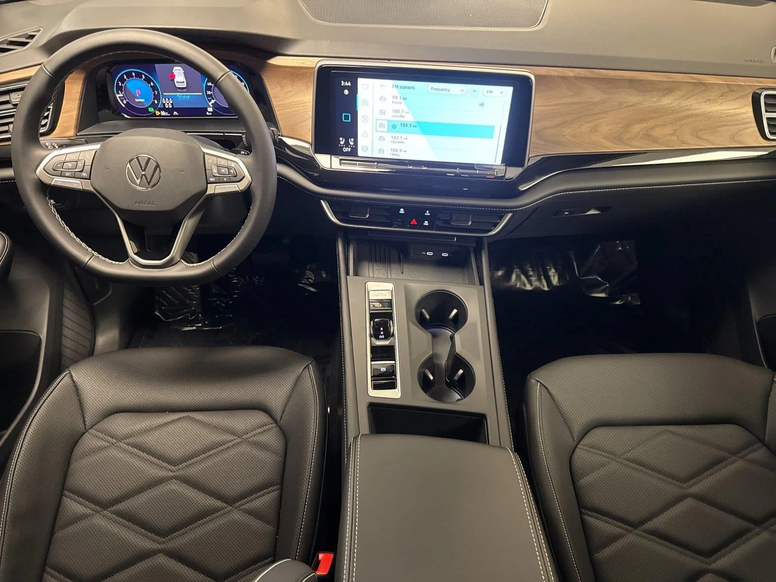 2026 Volkswagen Atlas 2.0T SE (2024 Update), 12/20