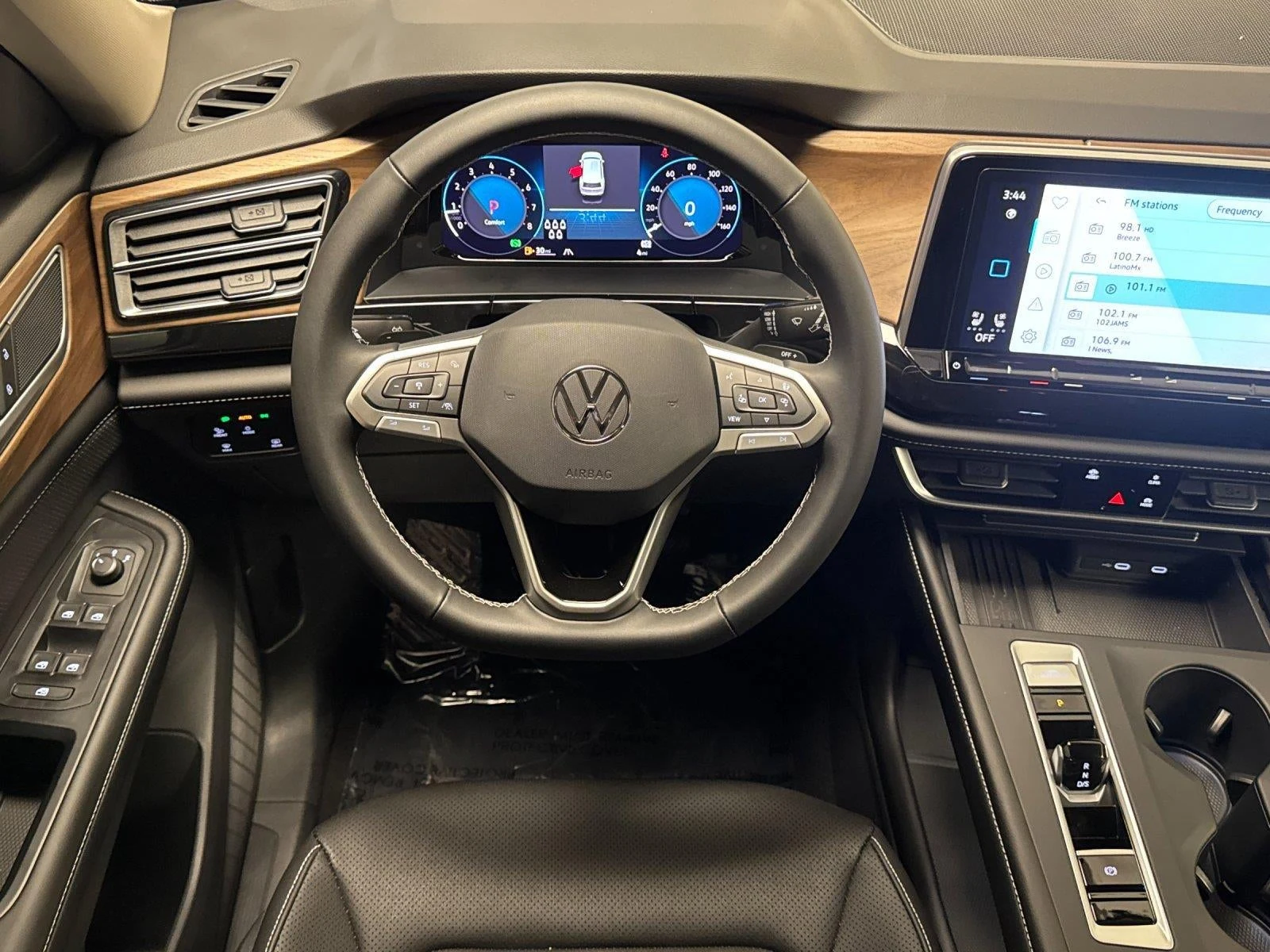 2026 Volkswagen Atlas 2.0T SE (2024 Update), 13/20