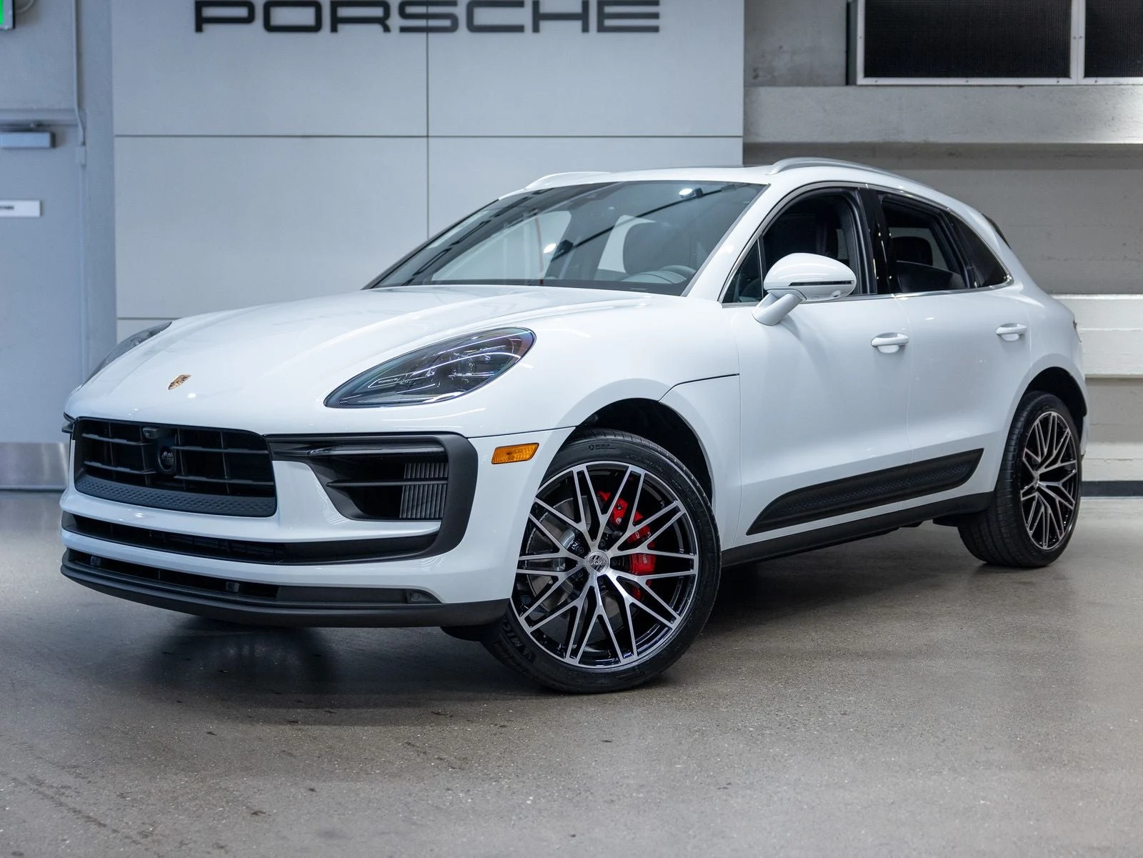 Porsche Macan S (95B) · Carrara White Metallic · Indigo Auto Group