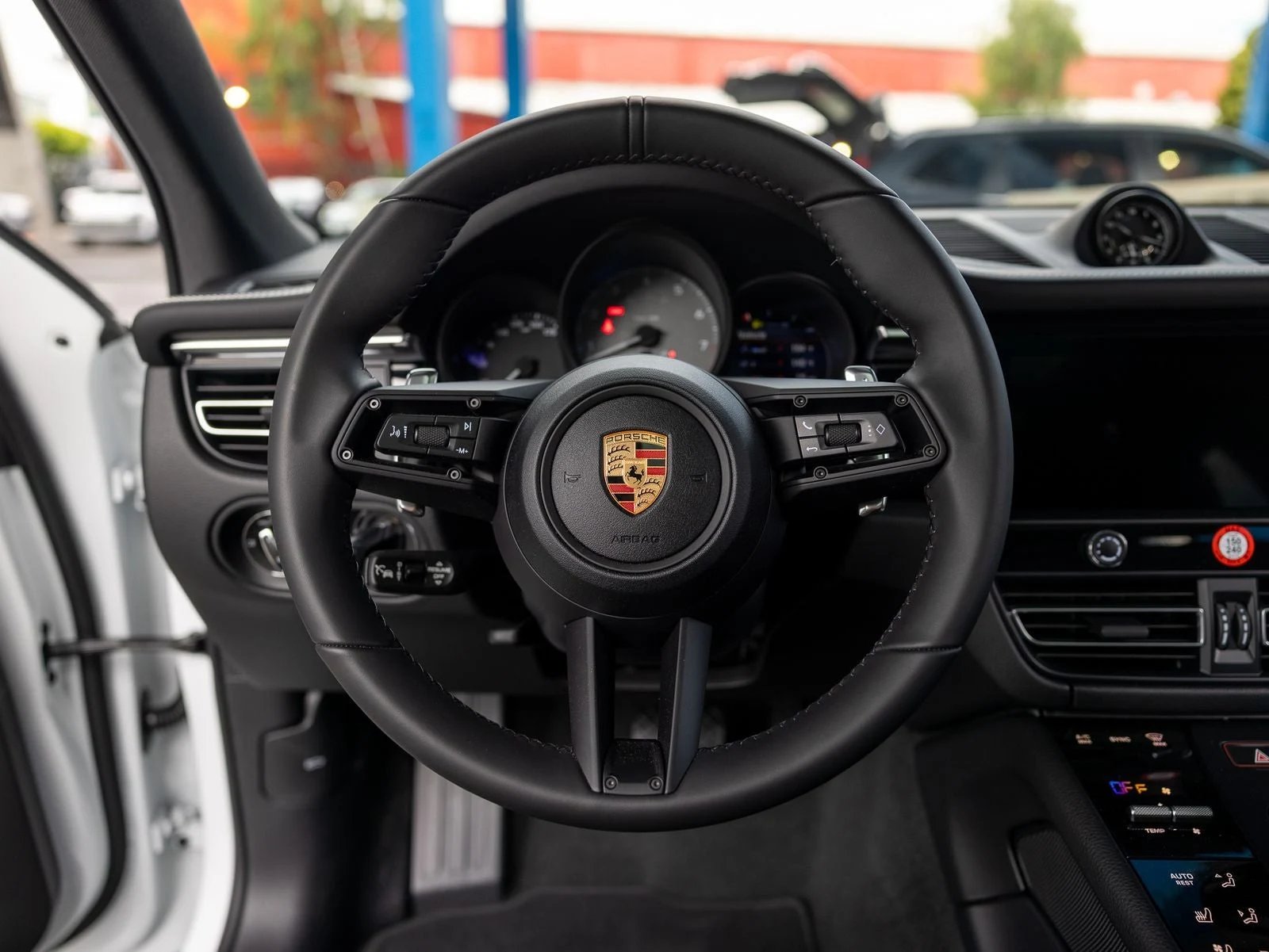 2026 Porsche Macan S (95B), 6/20