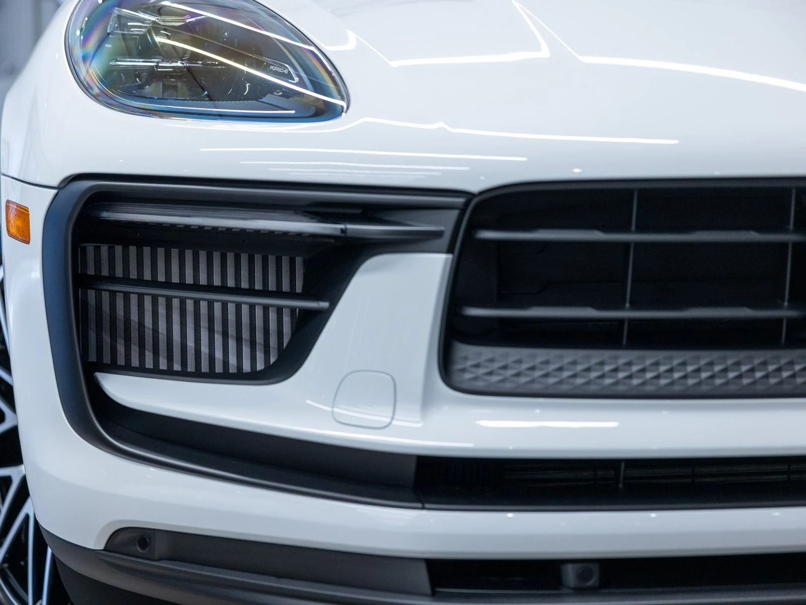 2026 Porsche Macan S (95B), 13/20