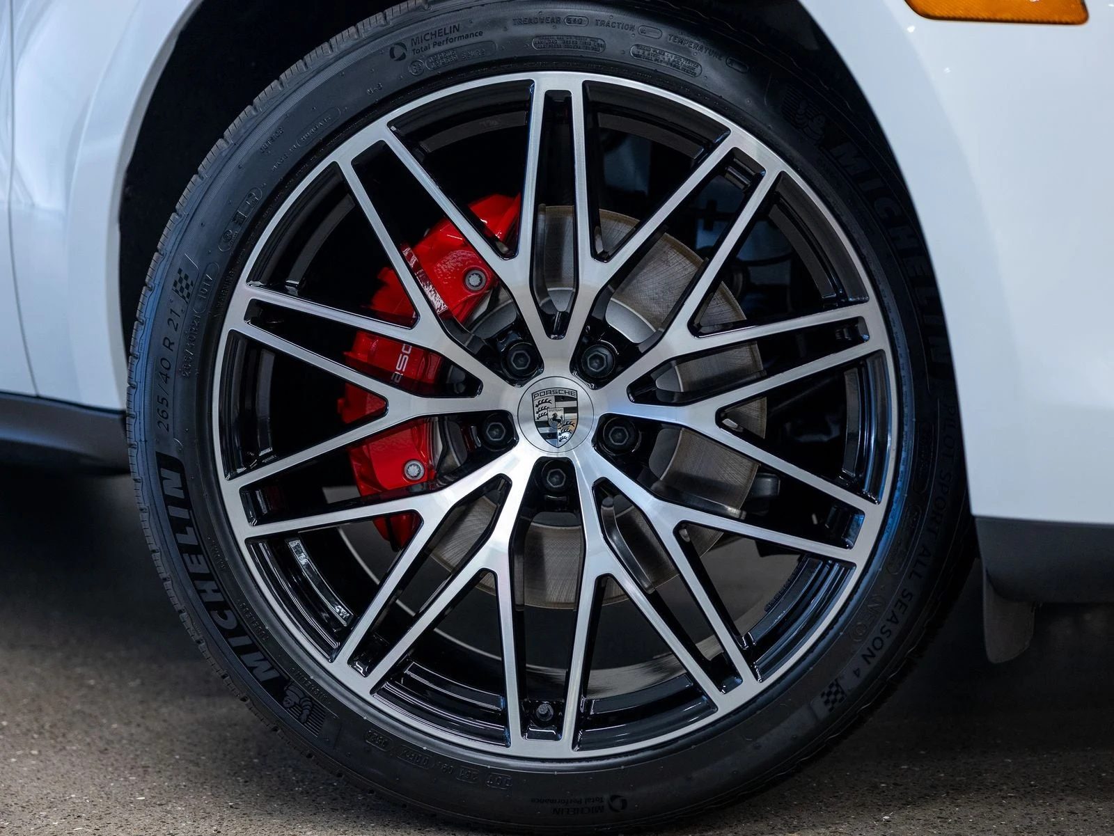 2026 Porsche Macan S (95B), 16/20