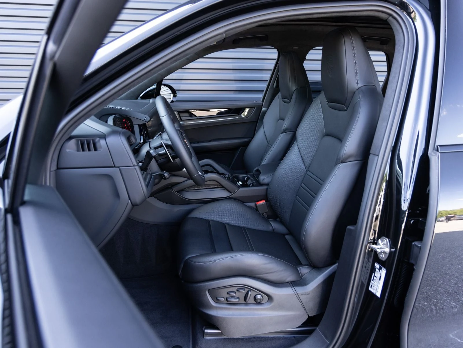 2026 Porsche Cayenne GTS (3rd Generation), 5/20