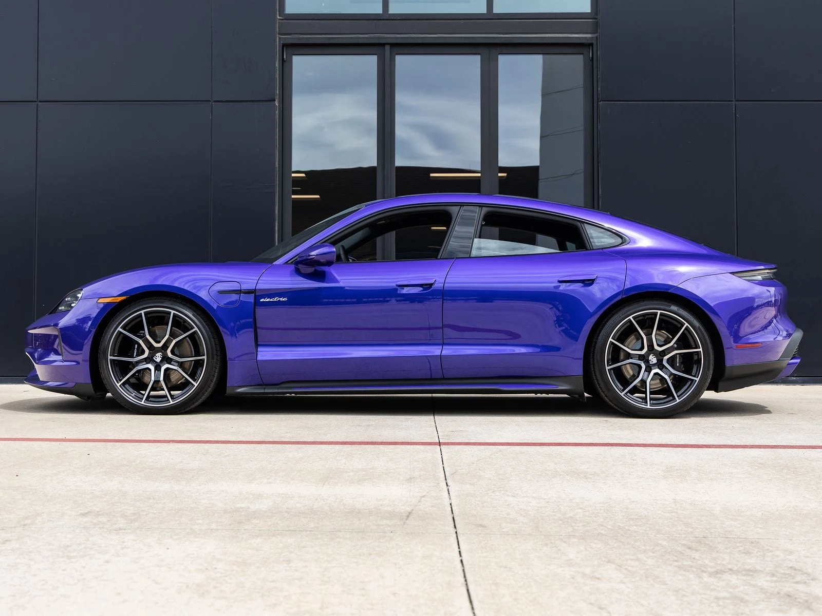 2026 Porsche Taycan Sedan (2025 Update), 2/20