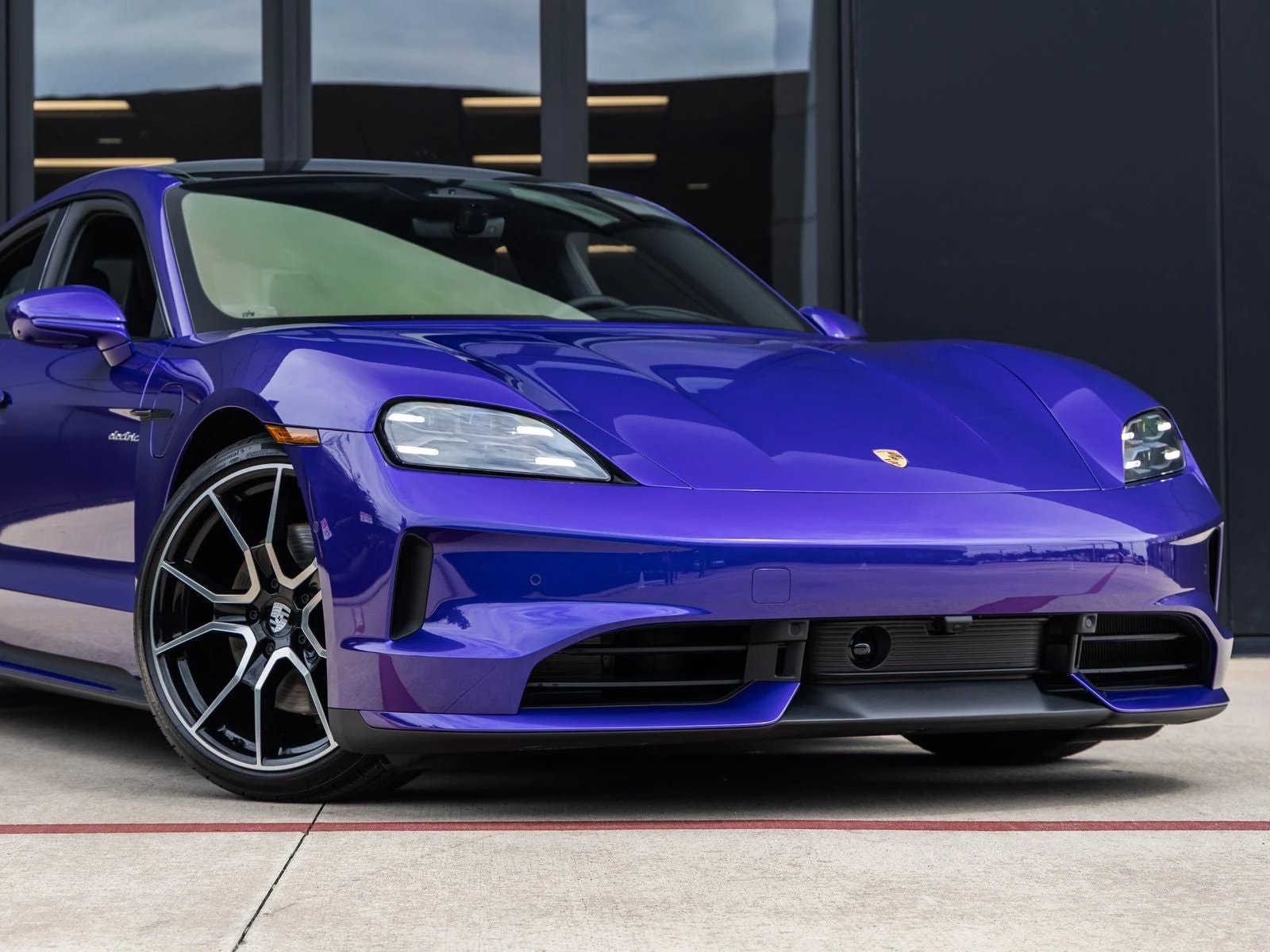 2026 Porsche Taycan Sedan (2025 Update), 10/20
