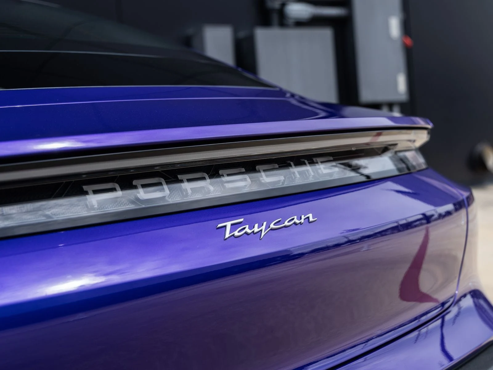 2026 Porsche Taycan Sedan (2025 Update), 18/20