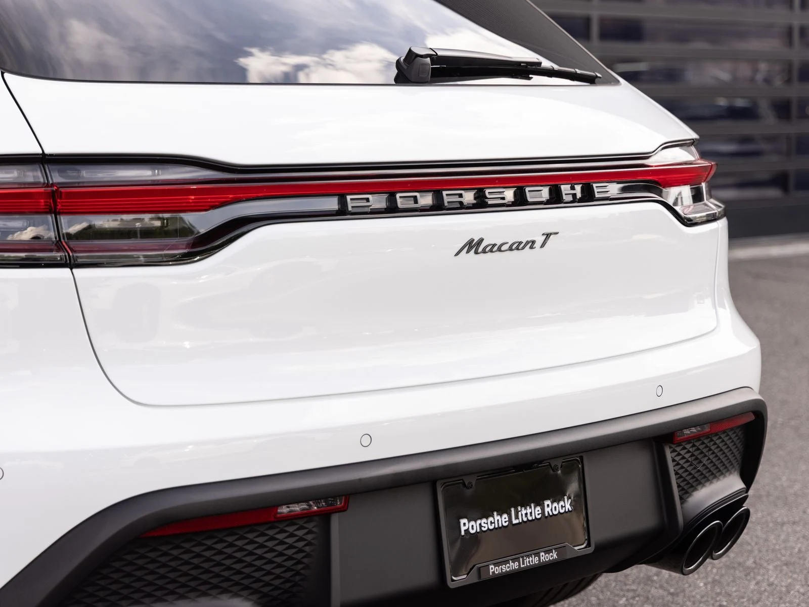 2026 Porsche Macan T (95B), 12/20
