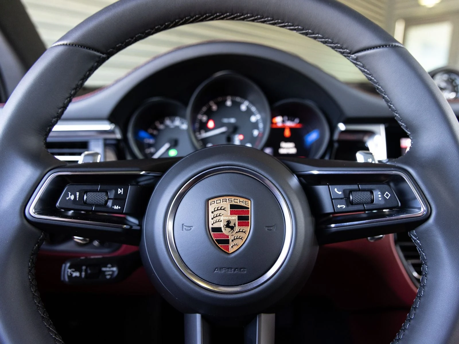 2026 Porsche Macan (95B), 14/20
