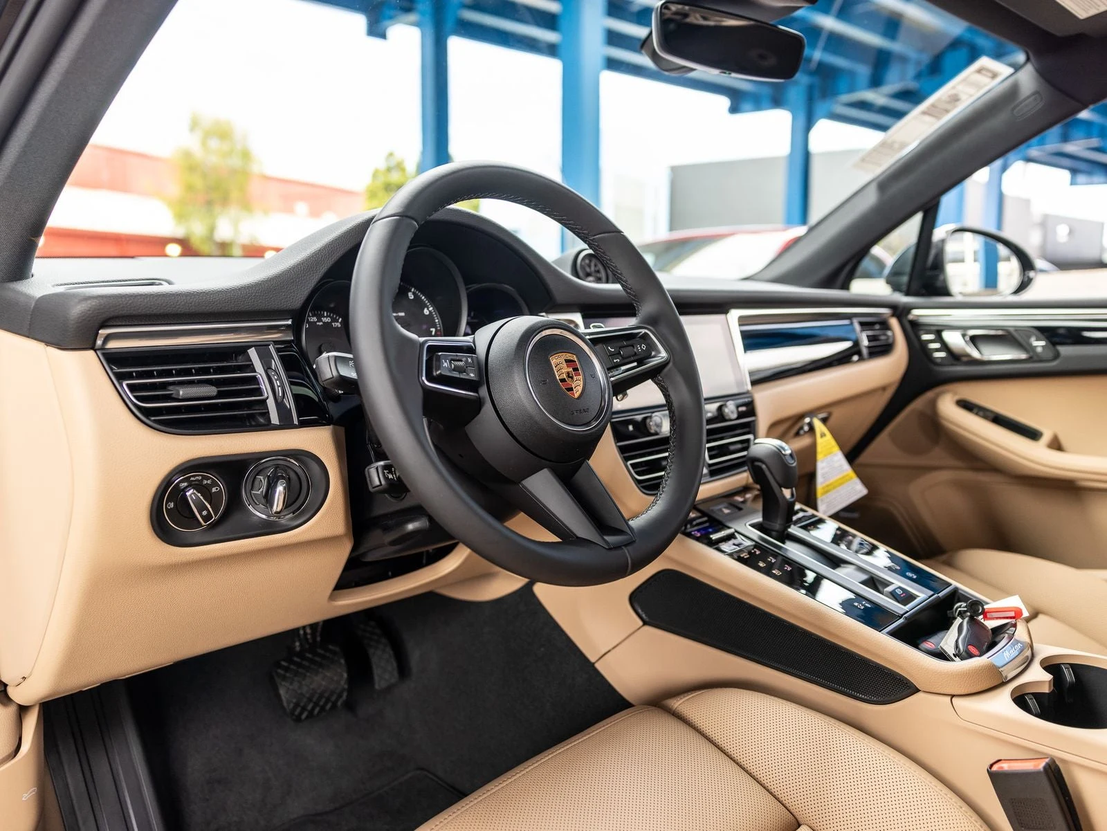 2026 Porsche Macan (95B), 4/20