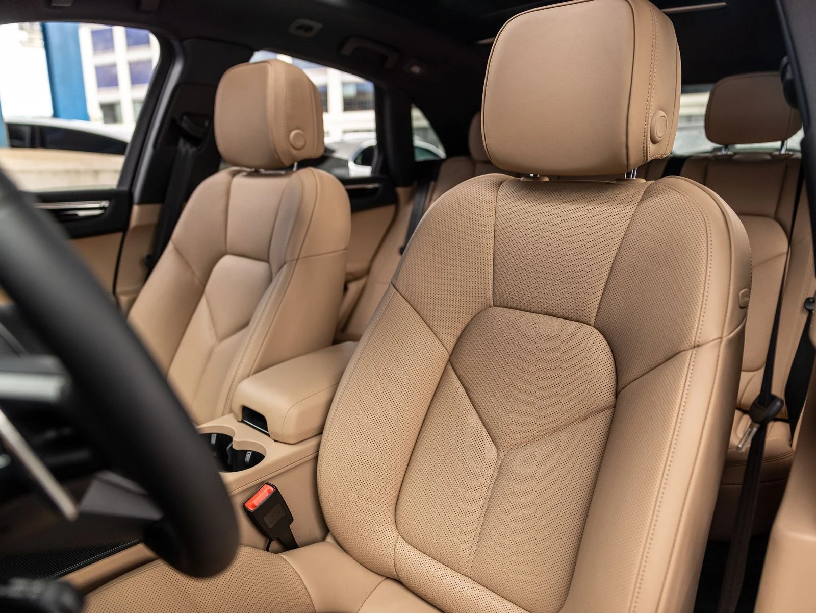 2026 Porsche Macan (95B), 5/20