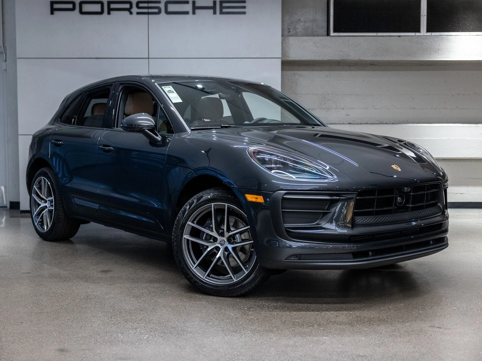 2026 Porsche Macan (95B), 10/20