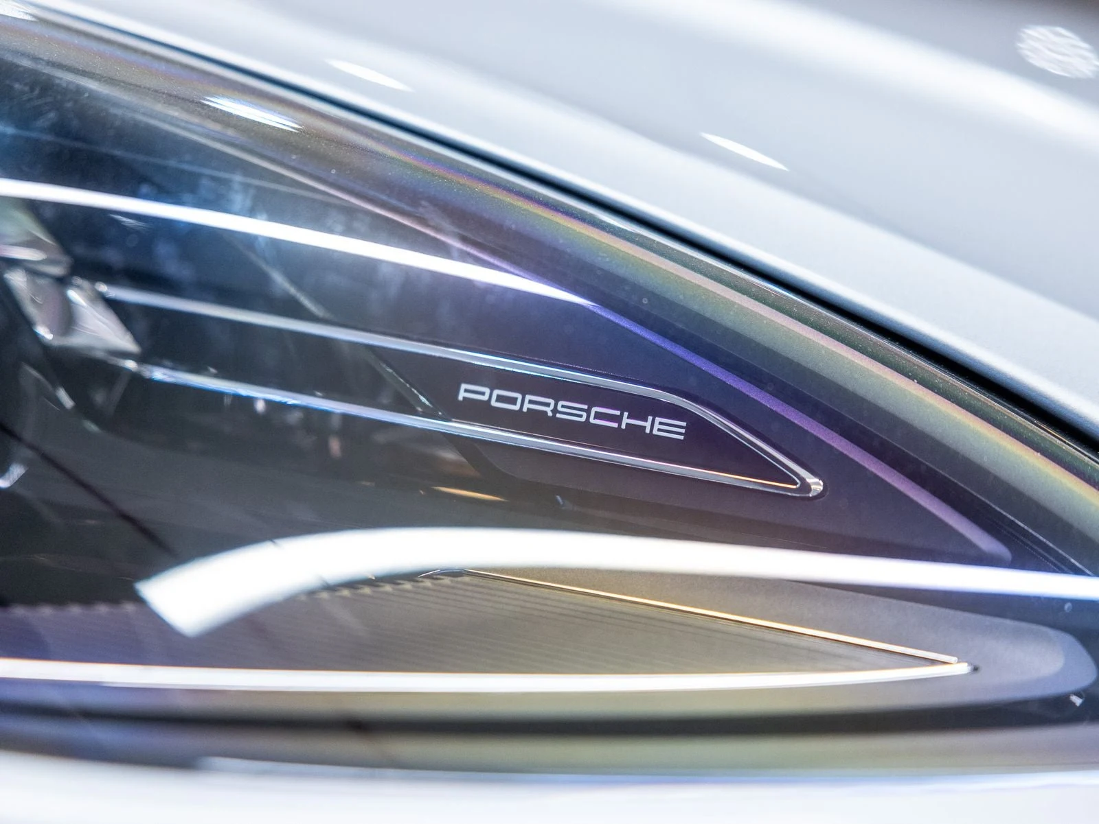2026 Porsche Macan (95B), 10/20
