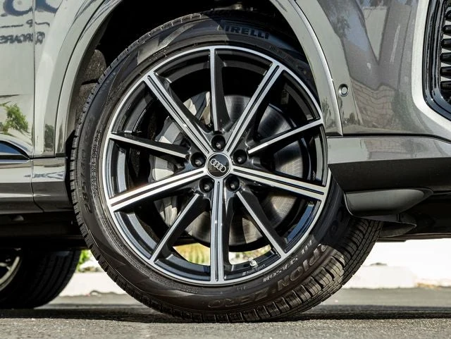 2026 Audi Q7 45 TFSI Premium Plus quattro (4M), 6/20