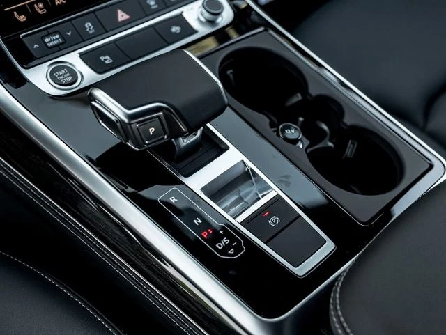 2026 Audi Q7 45 TFSI Premium Plus quattro (4M), 19/20