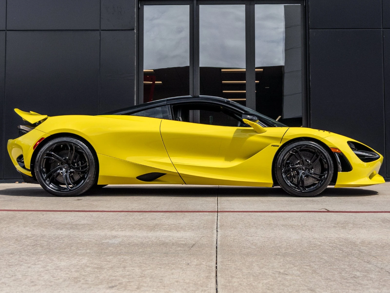 2027 McLaren 750S Coupé, 11/20