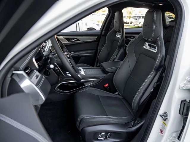 2026 Jaguar F-Pace P250 R-Dynamic S (X761), 13/20