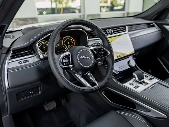 2026 Jaguar F-Pace P250 R-Dynamic S (X761), 16/20
