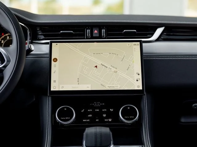 2026 Jaguar F-Pace P250 R-Dynamic S (X761), 18/20