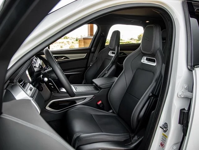 2026 Jaguar F-Pace P250 R-Dynamic S (X761), 13/20