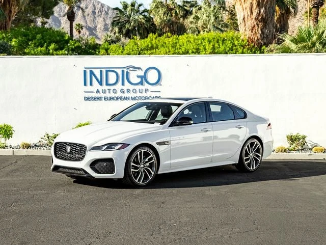 Jaguar XF R-Dynamic SE (X260) · Fuji White · Indigo Auto Group