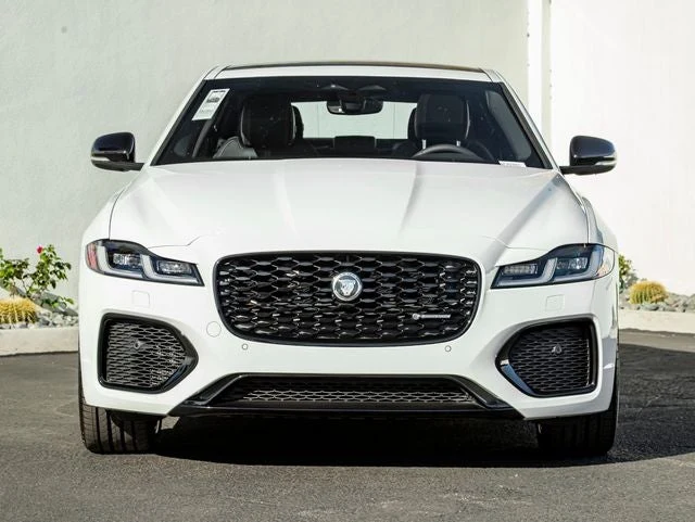 2024 Jaguar XF R-Dynamic SE (X260), 3/20