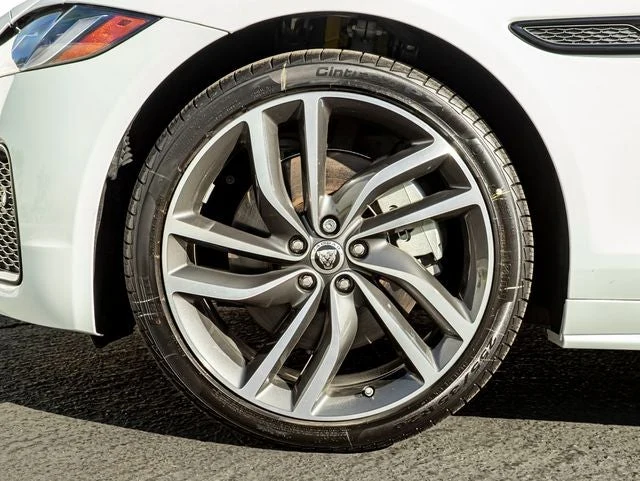 2024 Jaguar XF R-Dynamic SE (X260), 12/20