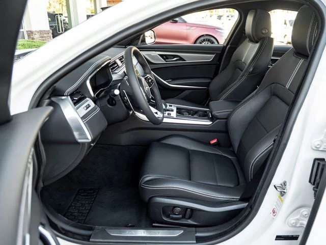2024 Jaguar XF R-Dynamic SE (X260), 15/20