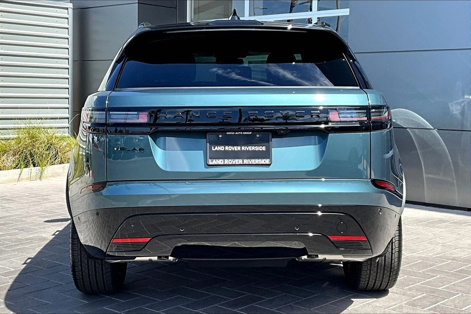 2026 Land Rover Range Rover Velar Dynamic SE (L560), 4/14