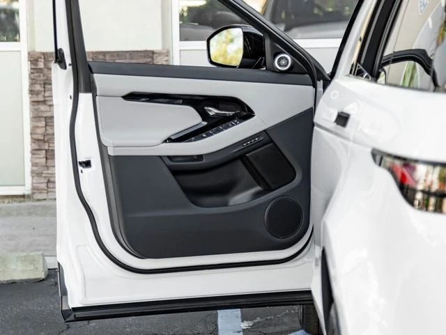2026 Land Rover Range Rover Evoque S (L551), 12/20